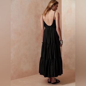 100% Silk Black Banana Republic Canna Dress